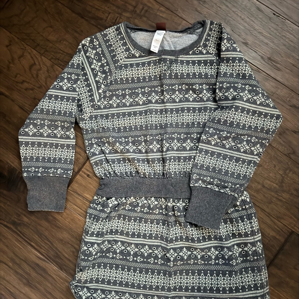 Tea Collection Gray and Cream Patterned Dress